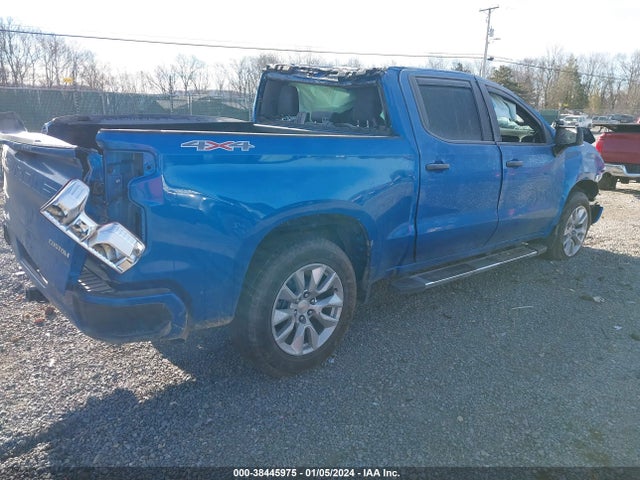 2023 CHEVROLET SILVERADO 1500 4WD SHORT BED CUSTOM VIN: 1GCPDBEK6PZ109836