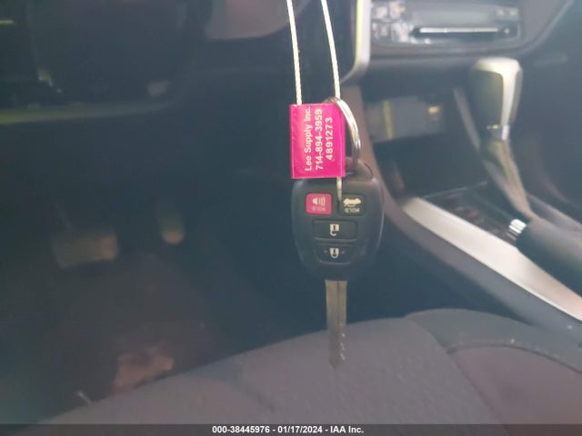 Toyota COROLLA LE 2019 5YFBURHEXKP870302 Image 11