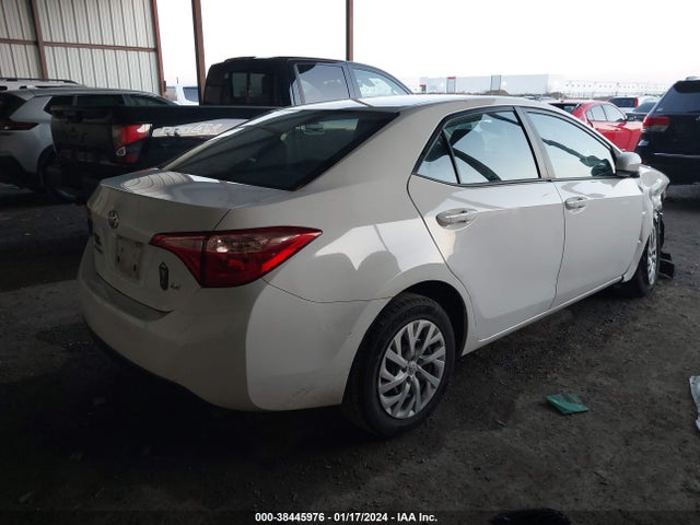 Toyota COROLLA LE 2019 5YFBURHEXKP870302 Image 4