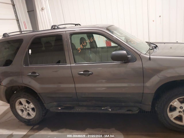 2005 FORD ESCAPE XLT VIN: 1FMYU931X5KB36207