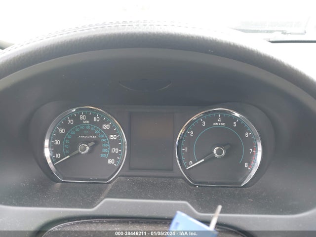 2015 JAGUAR XF SAJWA0FS6FPU86394 Photo 6