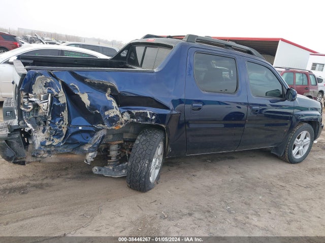 2013 HONDA RIDGELINE RTL VIN: 5FPYK1F51DB017720