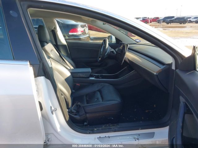 5YJ3E1EA4LF661512 Tesla MODEL 3