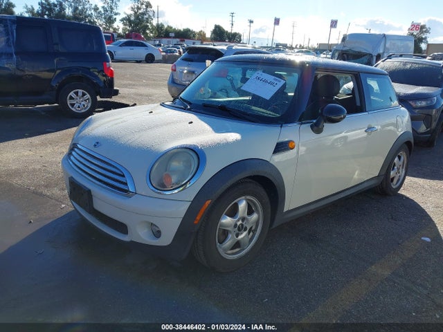 2009 MINI COOPER WMWMF33519TT69385 Photo 1