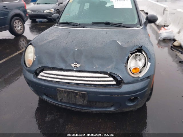 2010 MINI COOPER WMWMF3C55ATZ62641 Photo 5