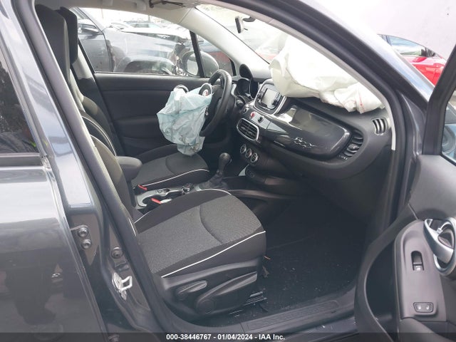 2017 FIAT 500X ZFBCFXAB9HP607847 Photo 4