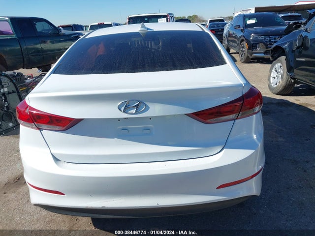 Hyundai ELANTRA SEL 2018 5NPD84LF4JH249665 Image 16