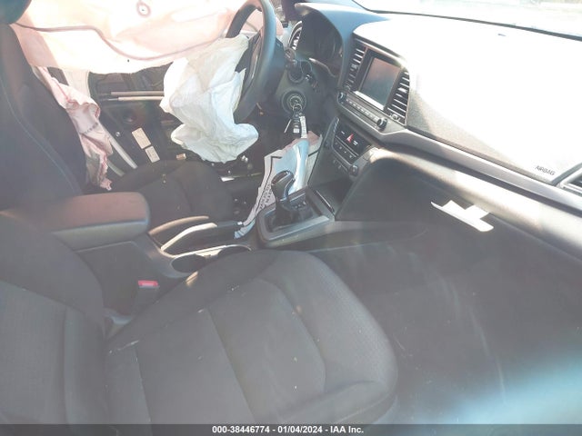 Hyundai ELANTRA SEL 2018 5NPD84LF4JH249665 Image 5