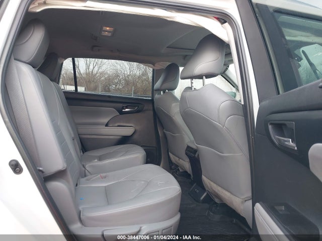 Toyota Highlander Hybrid Xle 2021 5TDGBRCH2MS529225 Image 8