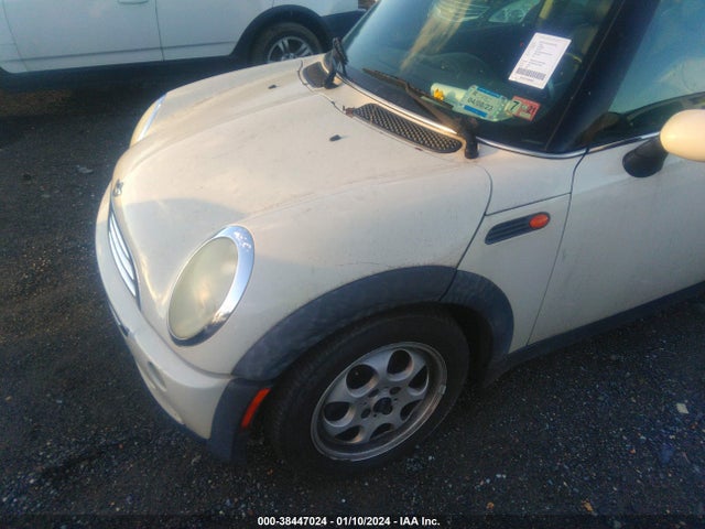2005 MINI COOPER WMWRC33545TK61125 Photo 5