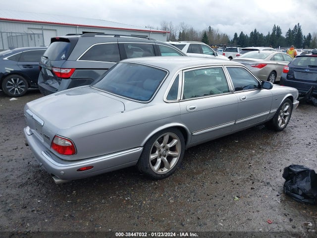2001 JAGUAR XJ SAJDA25B51MF22853 Photo 3