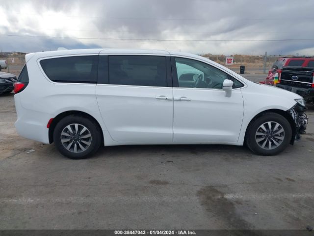 2C4RC1L79NR130272 Chrysler Pacifica Hybrid Touring L
