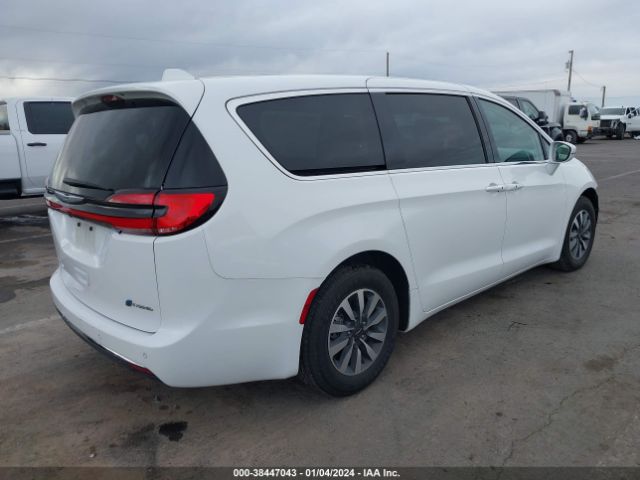 2C4RC1L79NR130272 Chrysler Pacifica Hybrid Touring L