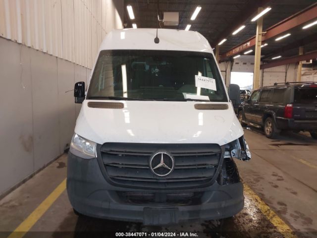 W1W40CHY7MT051890 Mercedes-Benz Sprinter 2500 High Roof I4