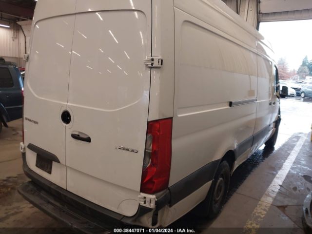 W1W40CHY7MT051890 Mercedes-Benz Sprinter 2500 High Roof I4