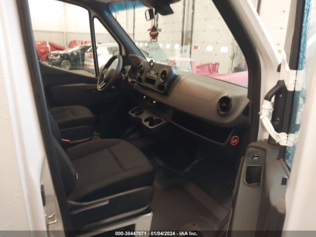 W1W40CHY7MT051890 Mercedes-Benz Sprinter 2500 High Roof I4
