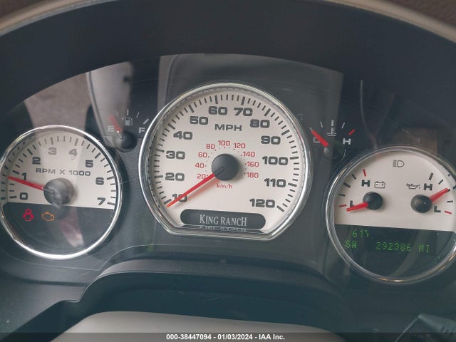 2005 FORD F-150 LARIAT/XLT VIN: 1FTPW12505KE84534