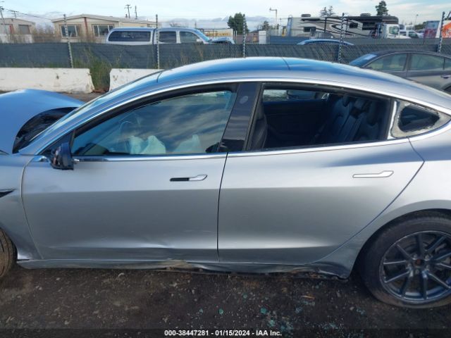 5YJ3E1EB3JF093324 Tesla Model 3 Long Range/performance