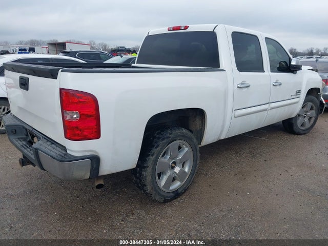 2011 CHEVROLET SILVERADO 1500 LT VIN: 3GCPCSE05BG304160