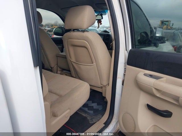 2011 CHEVROLET SILVERADO 1500 LT VIN: 3GCPCSE05BG304160