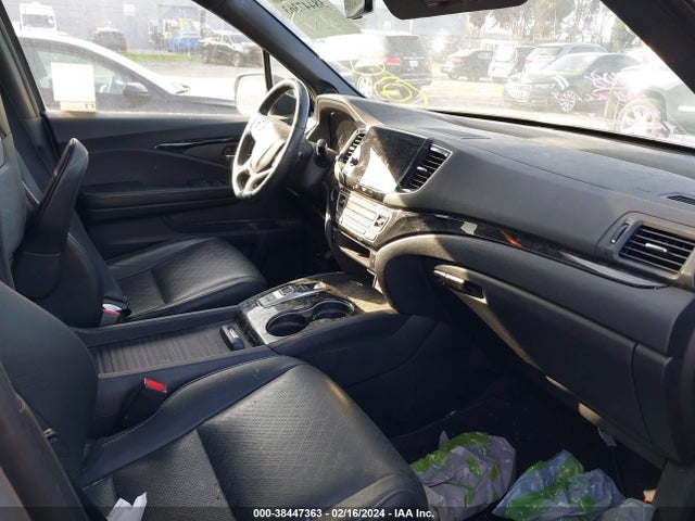 2019 HONDA PASSPORT TOURING VIN: 5FNYF7H92KB002298