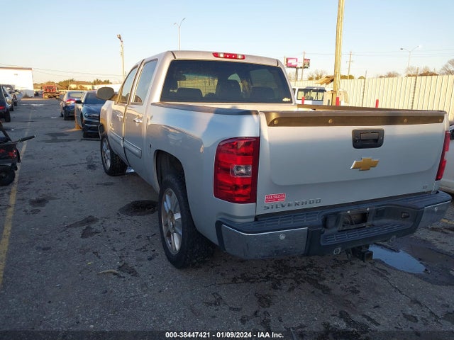 2013 CHEVROLET SILVERADO 1500 LT VIN: 3GCPCSE03DG143486