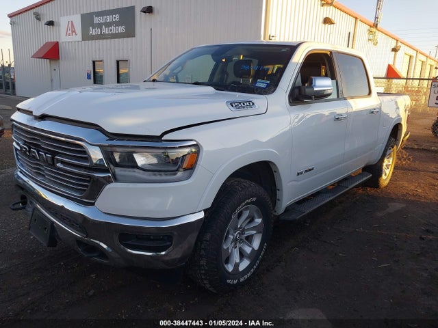 RAM 1500 Laramie  4x4 5'7 Box 2020 1C6SRFJT7LN365123 Image 2