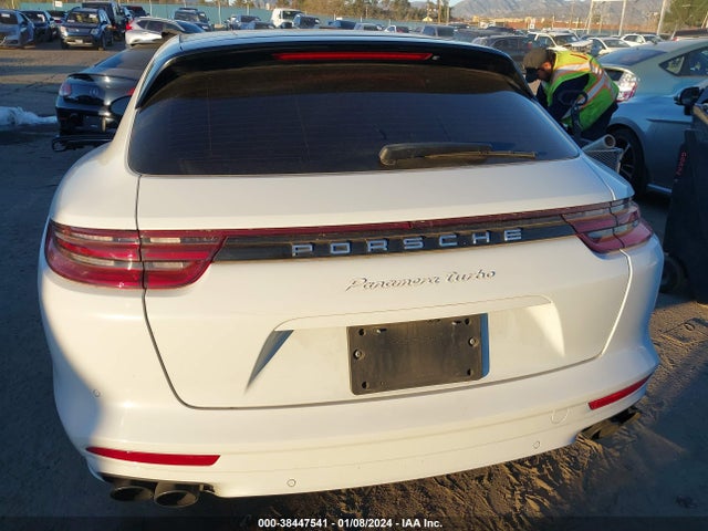 WP0CF2A76JL195296 Porsche Panamera Sport Turismo Turbo