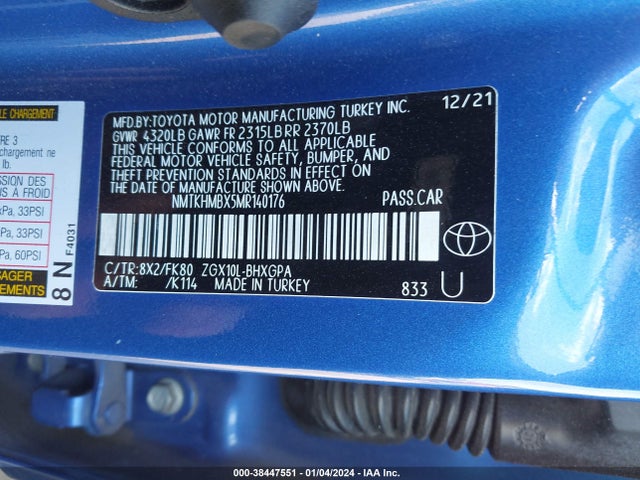 Toyota C-HR XLE 2021 NMTKHMBX5MR140176 Image 9