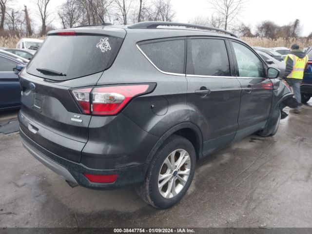 1FMCU0GD5JUD07115 Ford ESCAPE SE