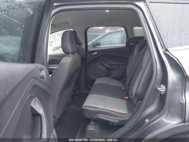 1FMCU0GD5JUD07115 Ford ESCAPE SE