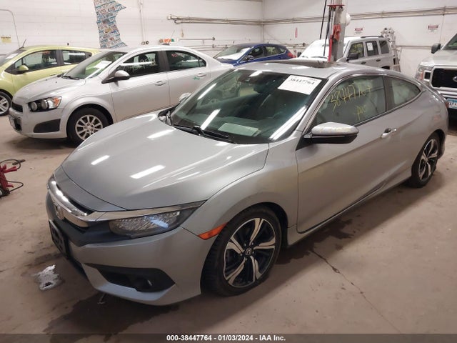 Honda Civic Touring 2016 2HGFC3B97GH358024 Image 2