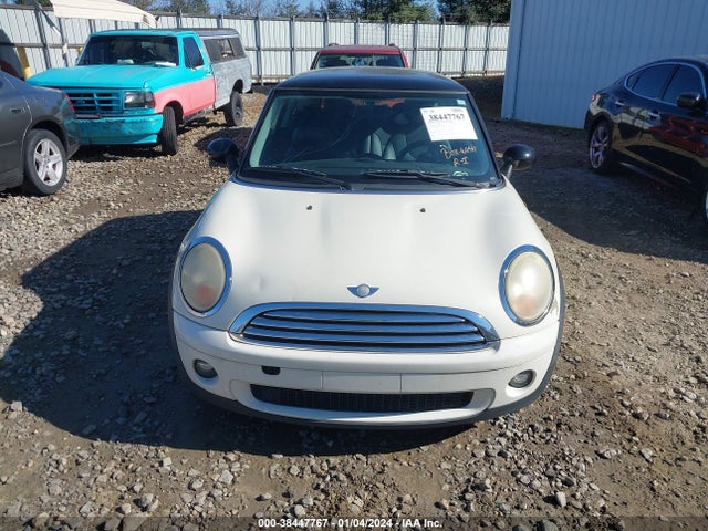 2009 MINI COOPER WMWMF33509TU70420 Photo 5