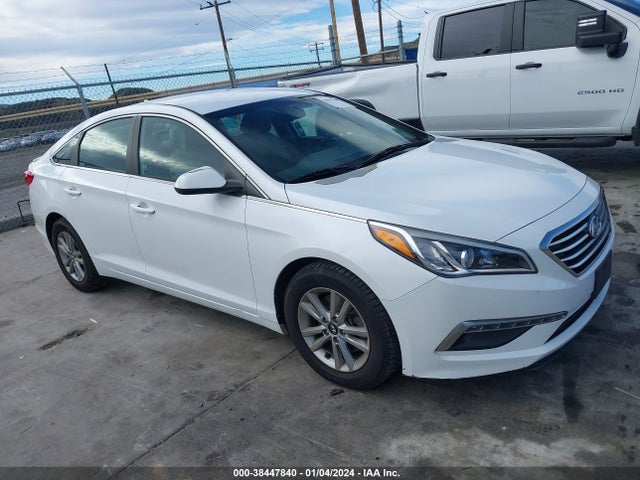 2015 HYUNDAI SONATA SE VIN: 5NPE24AF1FH039895