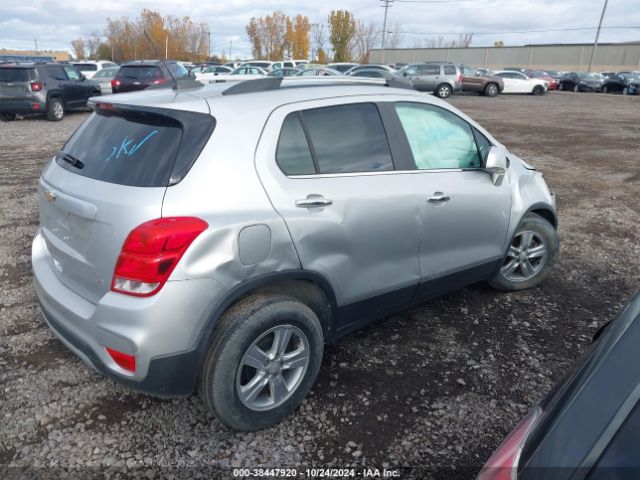 KL7CJLSB8JB548194 Chevrolet Trax Lt