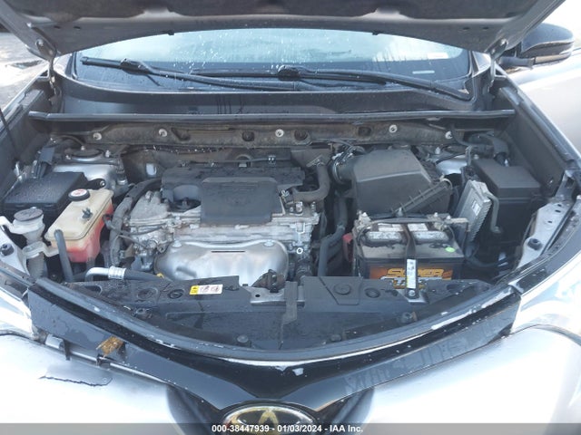 2018 TOYOTA RAV4 SE VIN: JTMNFREV0JD118945