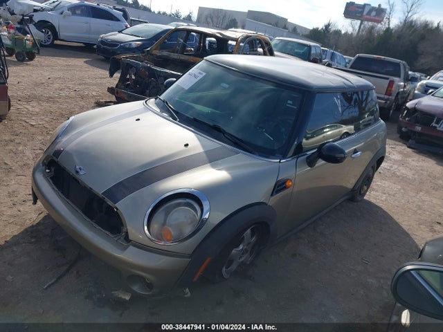 2011 MINI COOPER WMWSU3C56BTX96533 Photo 5