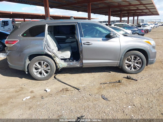 2015 TOYOTA HIGHLANDER XLE V6 VIN: 5TDJKRFH5FS194062