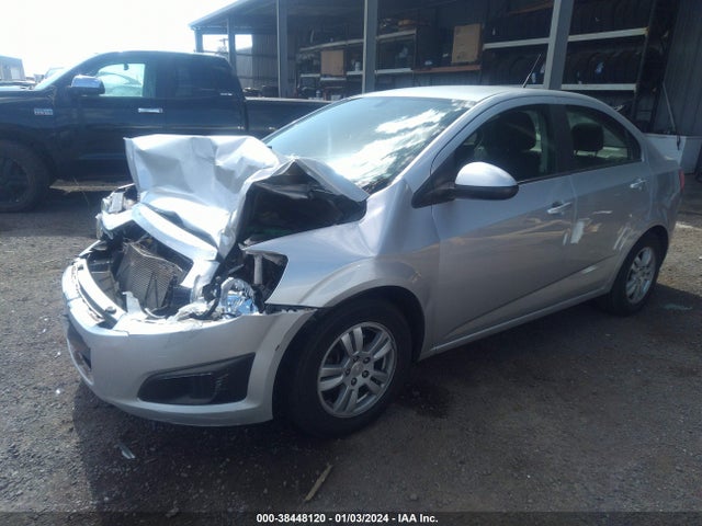 Chevrolet Sonic Lt Auto 2014 1G1JC5SH8E4202511 Image 2