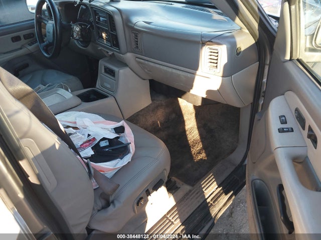 2001 GMC YUKON XL 3GKEC16T11G255259 Photo 4