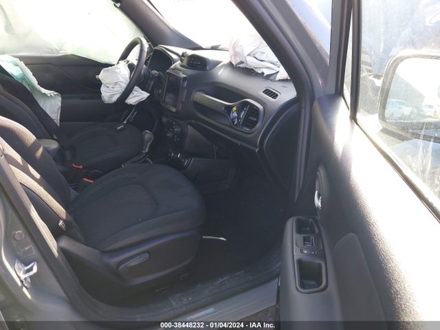 ZACNJDE10NPN82210 Jeep Renegade Altitude 4x4
