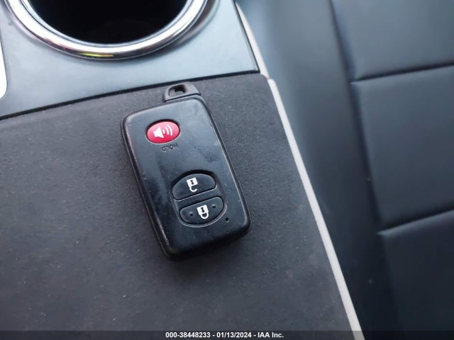 2013 TOYOTA PRIUS V FIVE VIN: JTDZN3EU3D3220176