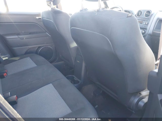 1C4NJRBB9HD105694 Jeep Patriot Sport 4x4