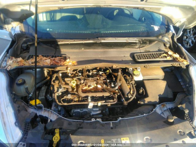 1FMCU9GD3KUB09560 Ford ESCAPE SE