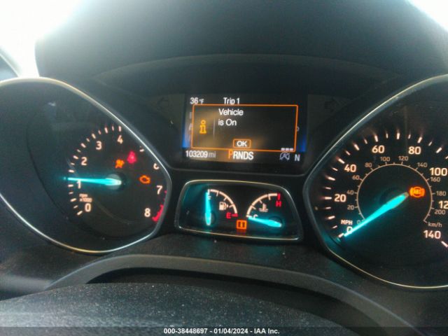 1FMCU9GD3KUB09560 Ford ESCAPE SE