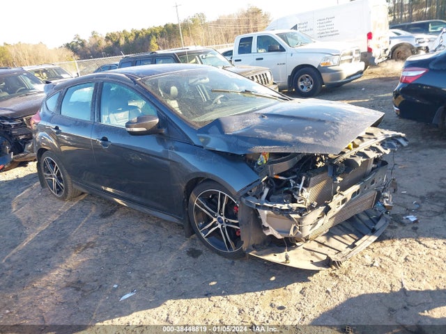 2017 FORD FOCUS ST VIN: 1FADP3L96HL201443