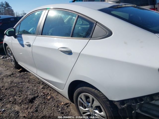 1G1BC5SM5K7132770 Chevrolet CRUZE LS