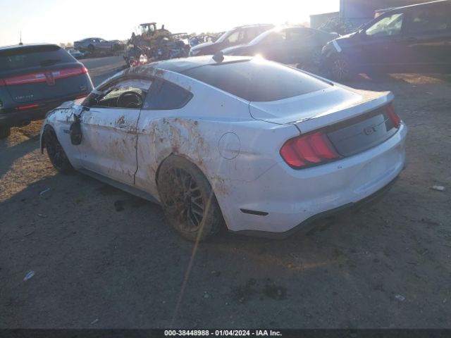 2022 FORD MUSTANG 1FA6P8CF9N5134669 Photo 2