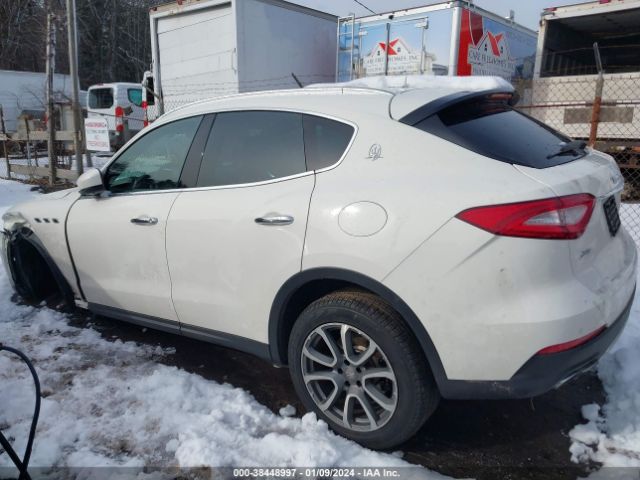 ZN661YUA8HX241282 Maserati LEVANTE S