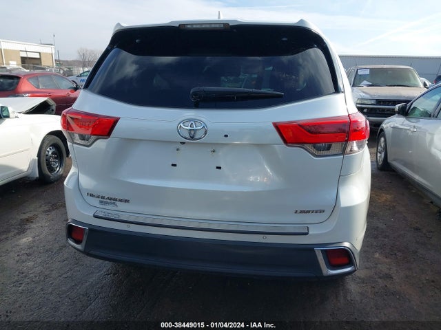 Toyota Highlander Limited 2018 5TDYZRFHXJS235854 Image 16